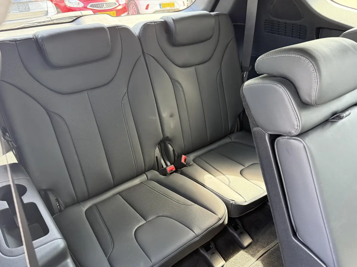 1.6 T-GDI PHEV Premium 7p. / 1e eig / Dealer onderhouden / Leder / 7 Pers. / Stoelventilatie / All Season /