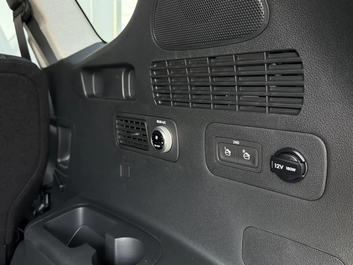 1.6 T-GDI PHEV Premium 7p. / 1e eig / Dealer onderhouden / Leder / 7 Pers. / Stoelventilatie / All Season /
