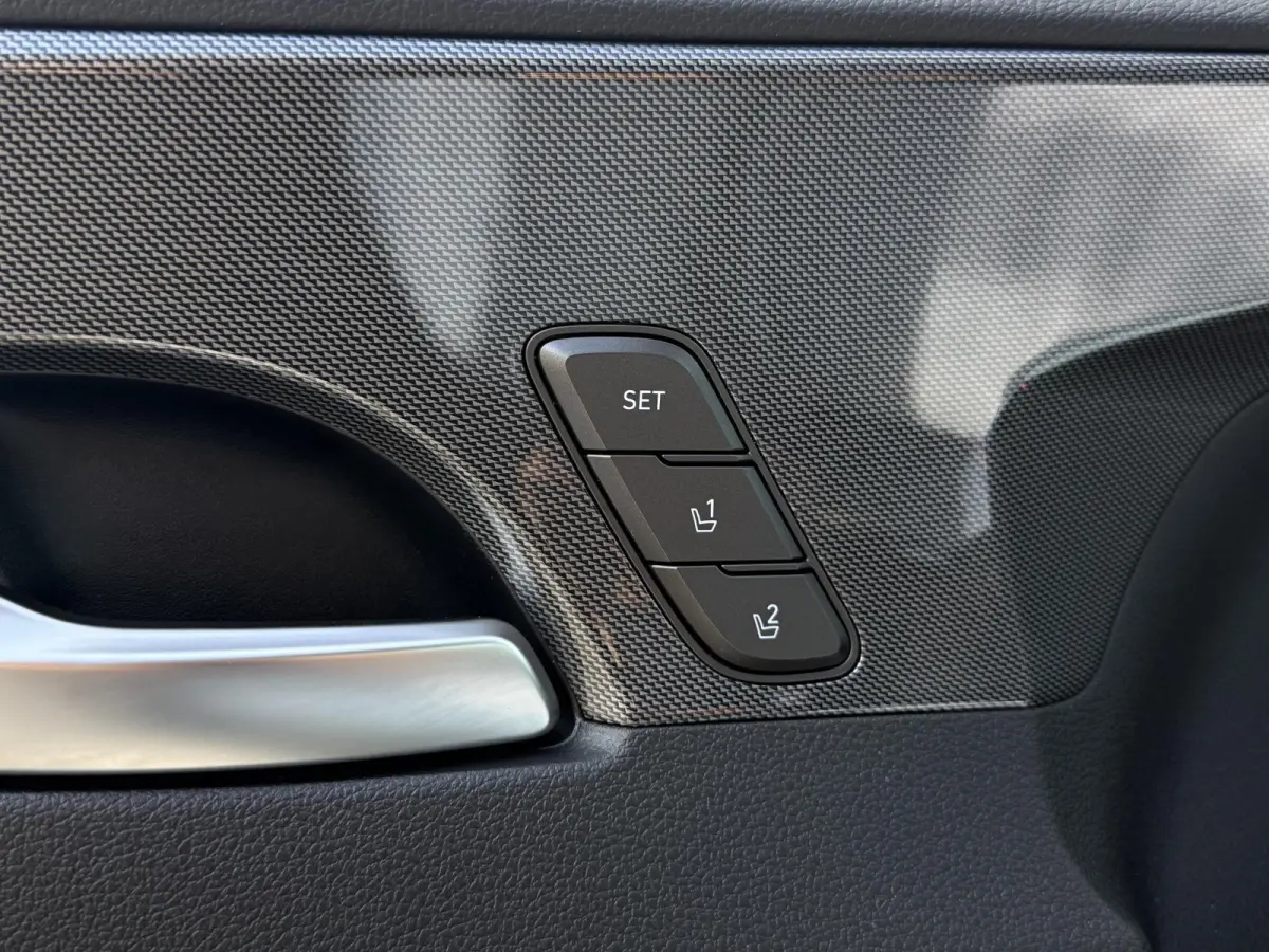 1.6 T-GDI PHEV Premium 7p. / 1e eig / Dealer onderhouden / Leder / 7 Pers. / Stoelventilatie / All Season /