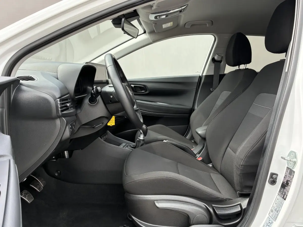 1.0 T-GDI Comfort / Fabrieksgarantie t/m 4-2030 / Navigatie / Apple Carplay/Android auto / Achteruitrijcamera / DAB /