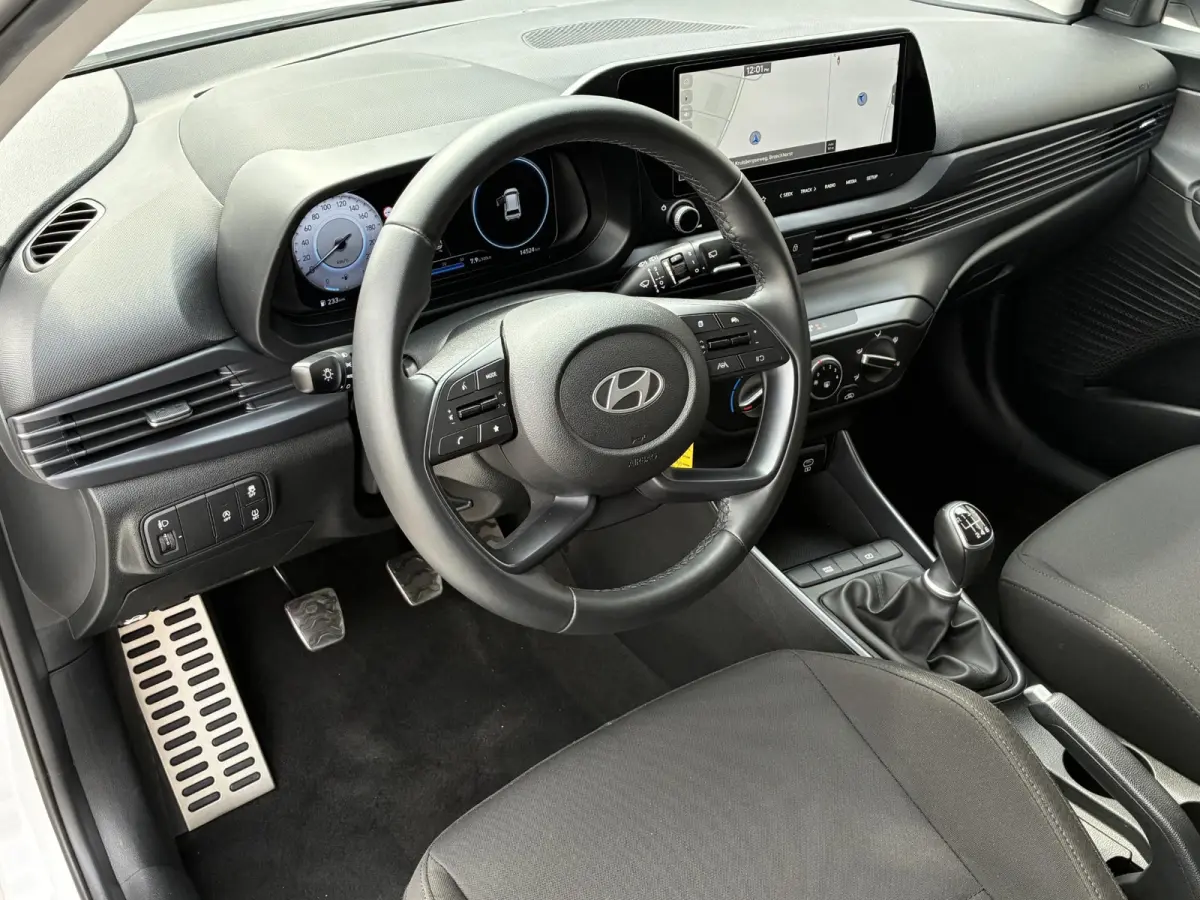 1.0 T-GDI Comfort / Fabrieksgarantie t/m 4-2030 / Navigatie / Apple Carplay/Android auto / Achteruitrijcamera / DAB /