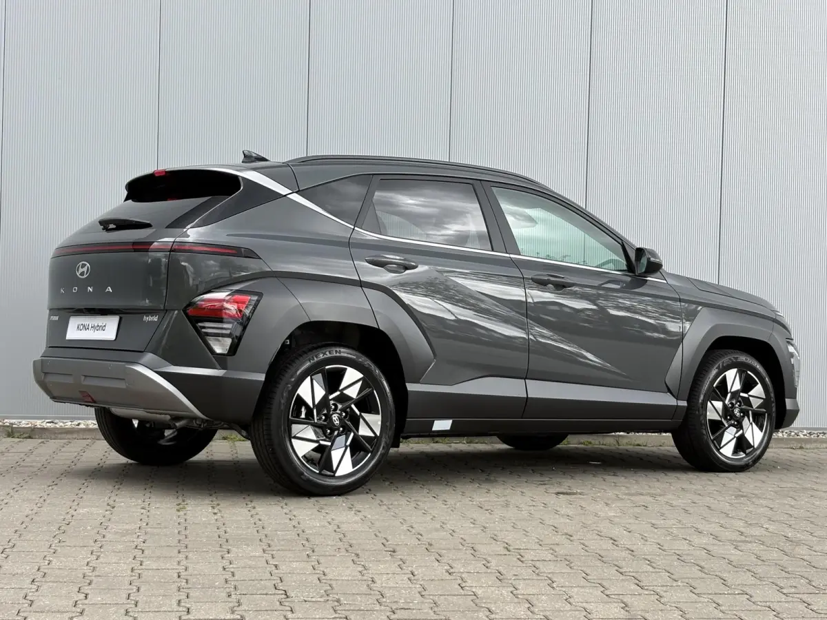 1.6 GDI HEV Comfort + 18 inch wielen / Uit Voorraad Leverbaar / Navigatie / Airco /