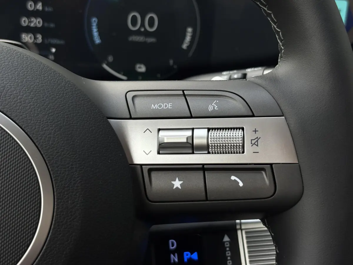 1.6 GDI HEV Comfort + 18 inch wielen / Uit Voorraad Leverbaar / Navigatie / Airco /