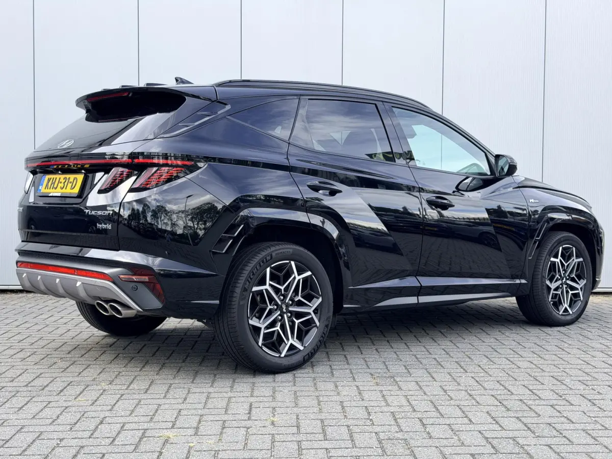 1.6 T-GDI HEV 230pk N Line Edition Automaat / Fabrieksgarantie tot 03-2029 / Dealer onderhouden / Trekgewicht 1650 kg / Stoelverwarming / Achteruitrijcamera / cruise control / Climate contro