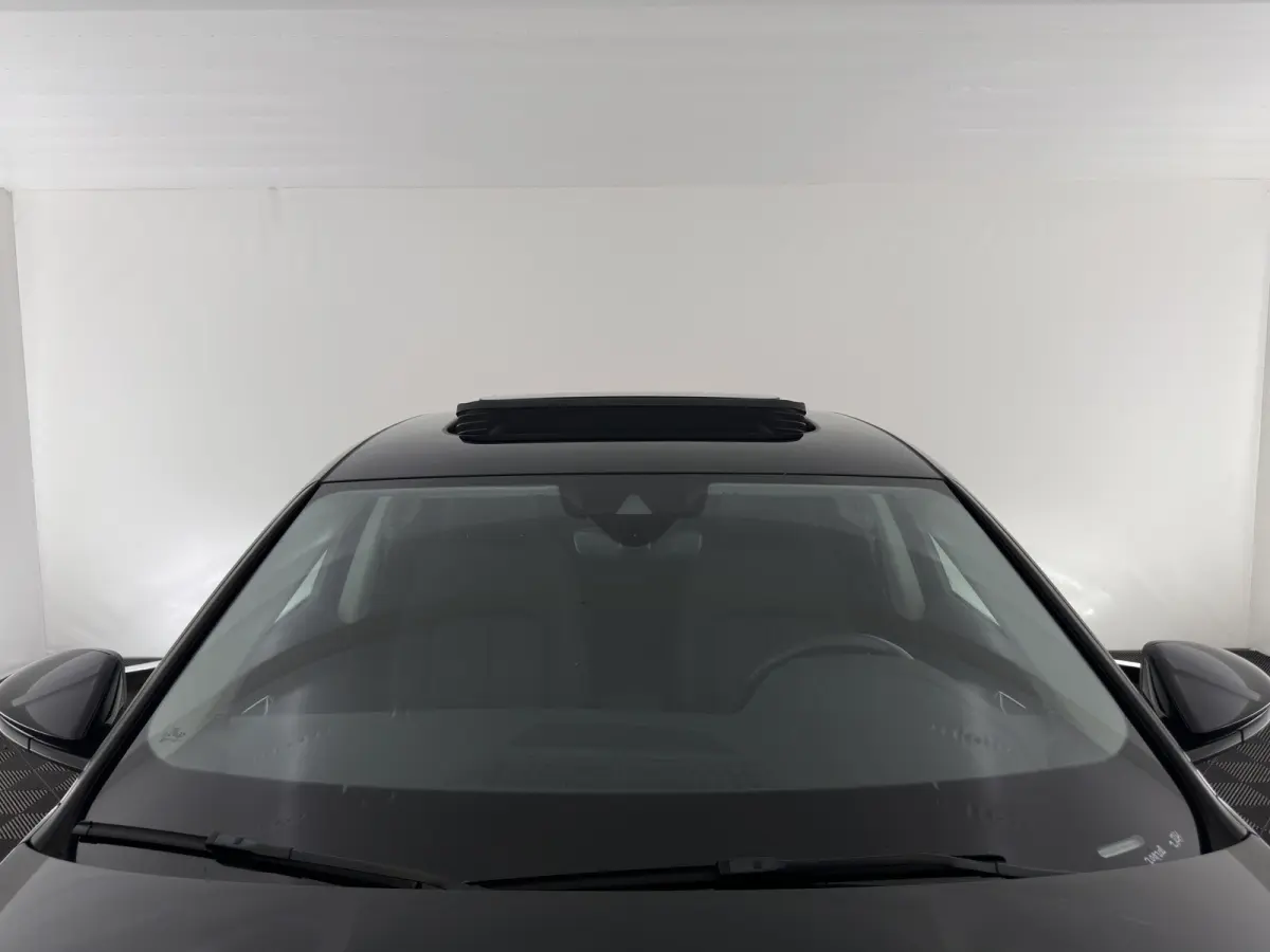55 Quattro Business Edition Plus 95 kWh [3-Fase-11kW] {SoH-94%} Aut. *HEATPUMP | PANO | LEATHER | ADAPTIVE-CRUISE | MEMORY-PACK | FULL-LED | DIGI-COCKPIT | KEYLESS | CAMERA | PRIVACY-GLASS |