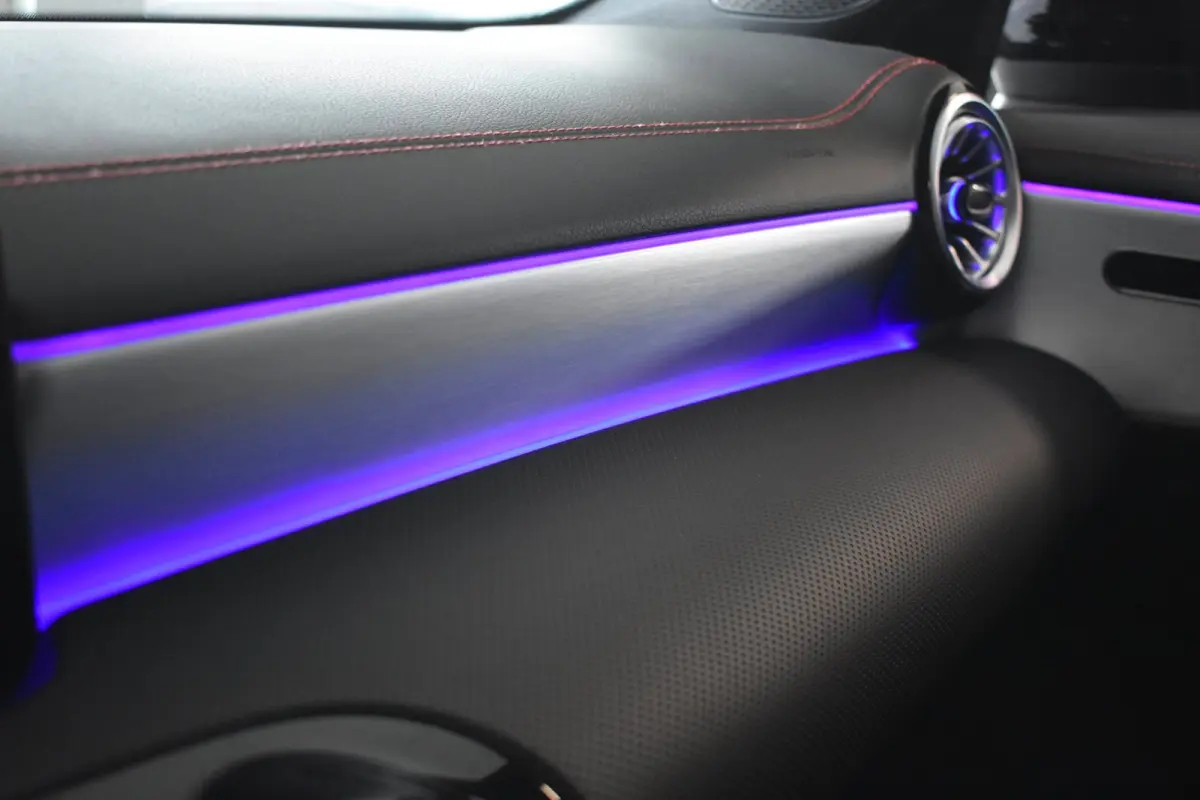 200 AMG NIGHT | TREKHAAK | SFEERVERLICHTING | APPLE CARPLAY | ANDROID AUTO | NAP