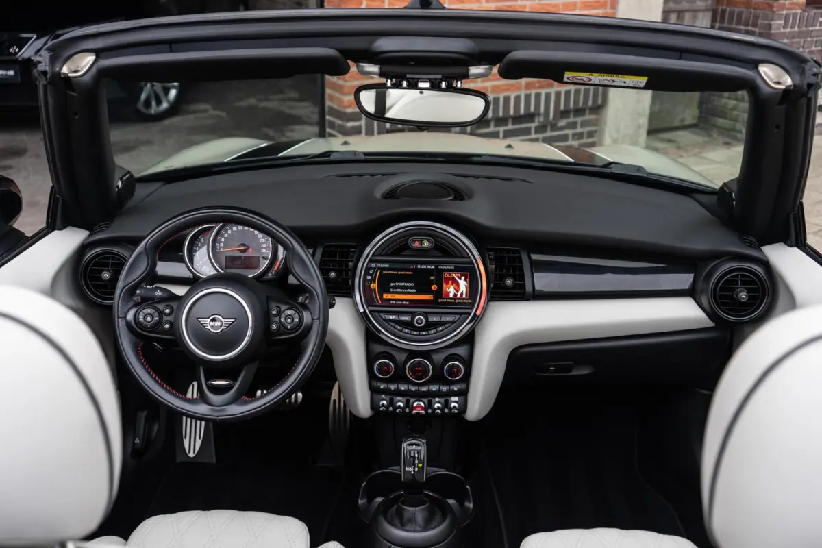 2.0 S JCW Camera / Keyless / Leder