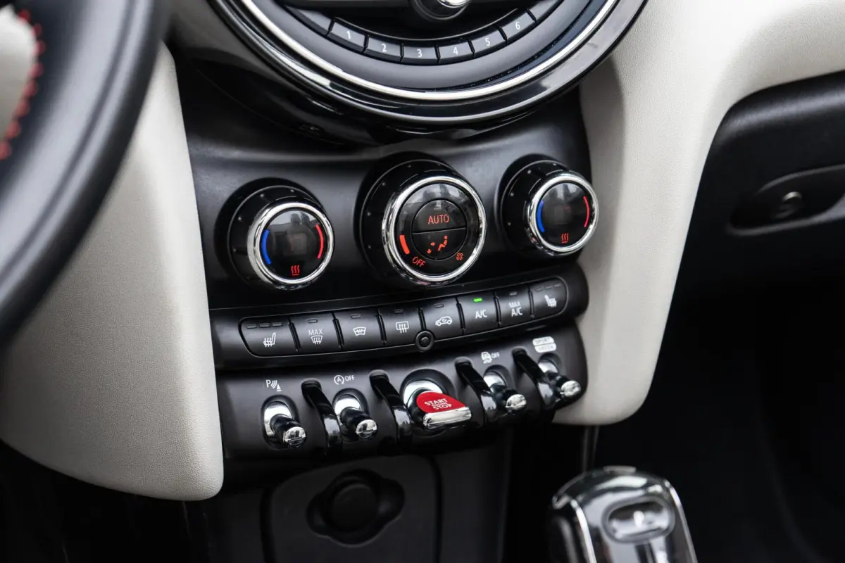 2.0 S JCW Camera / Keyless / Leder