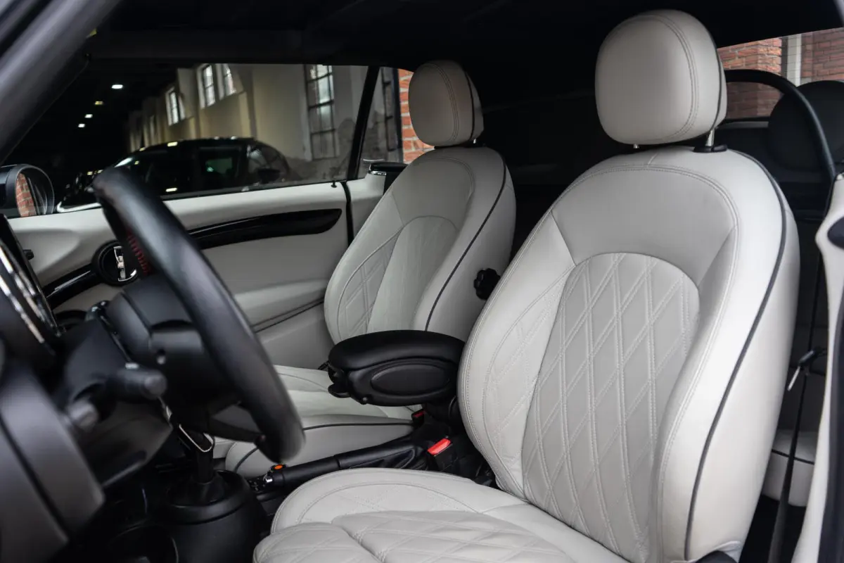 2.0 S JCW Camera / Keyless / Leder