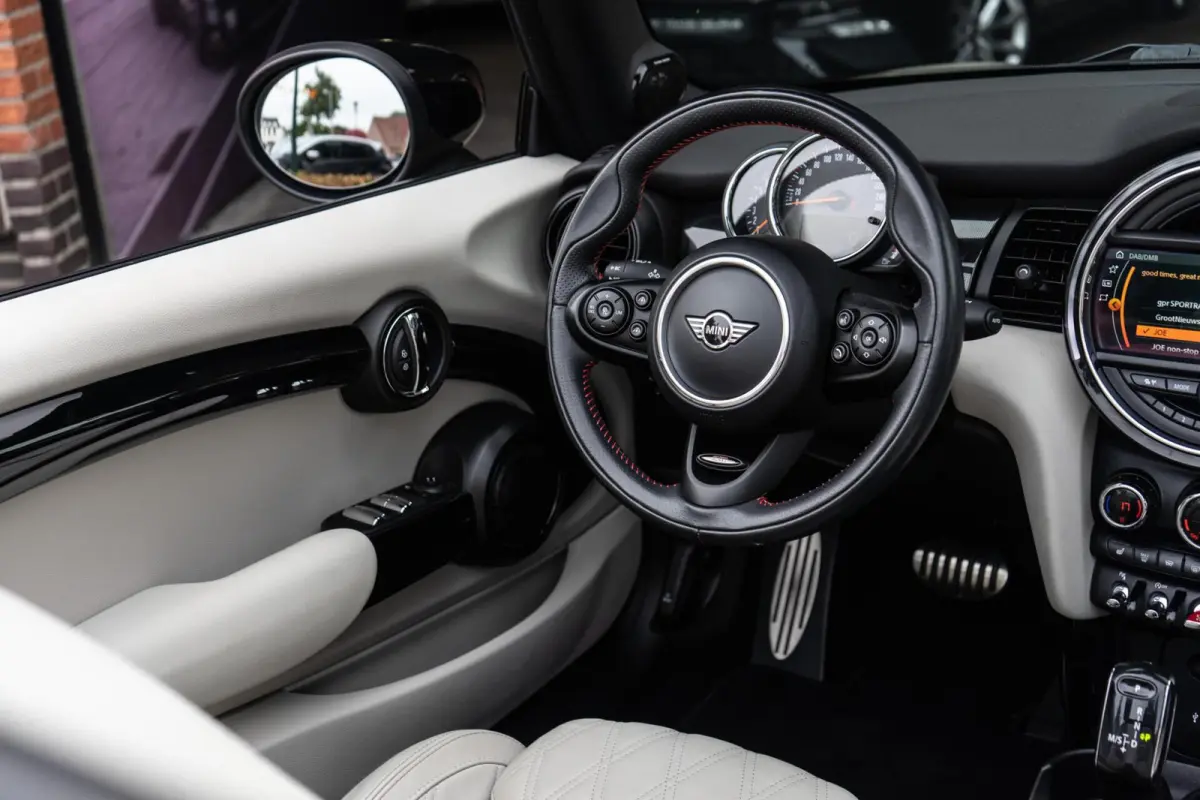 2.0 S JCW Camera / Keyless / Leder