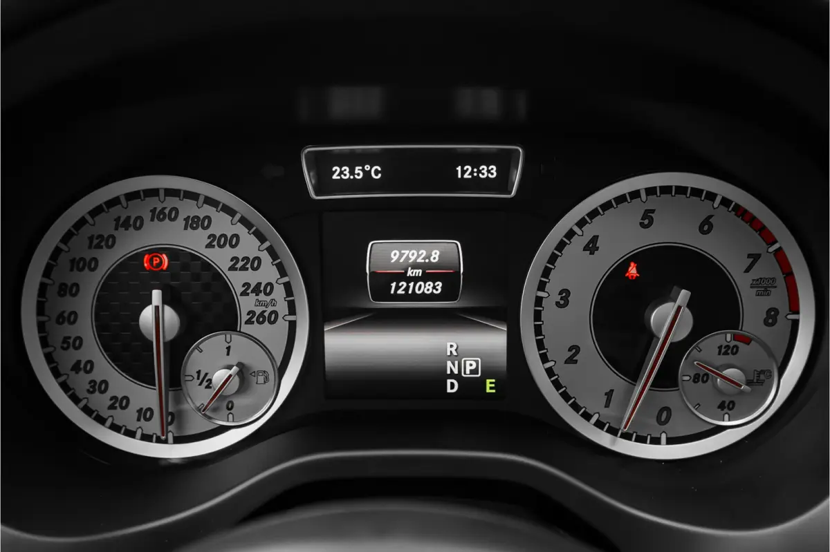 180 Ambition AMG Night Pano 18" Ori NL