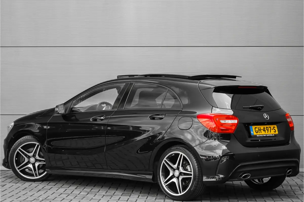 180 Ambition AMG Night Pano 18" Ori NL