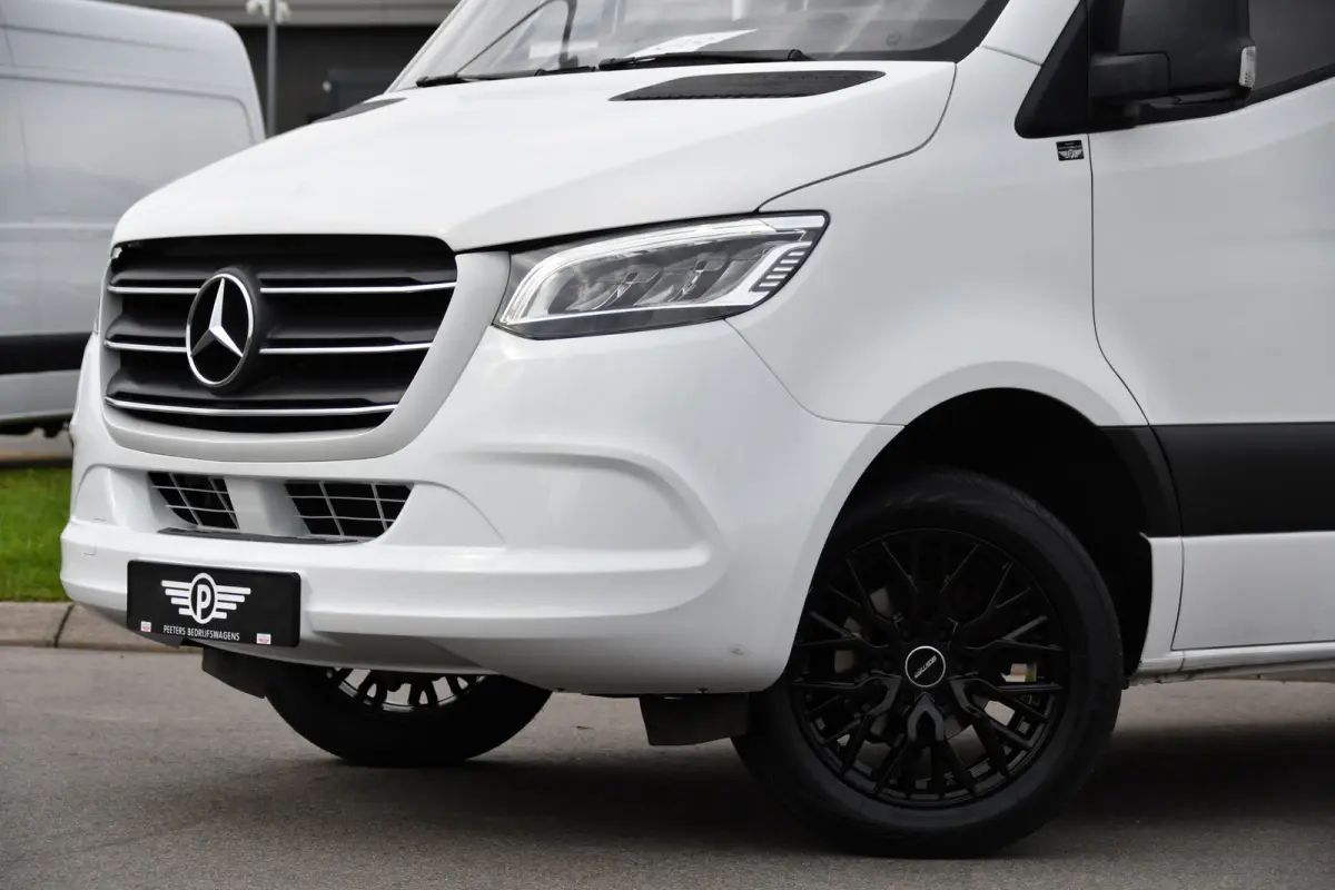 319 V6 3.0 CDI L2H1 PB Edition Adaptieve Cruise, Carplay, Camera, LED, Automaat, Trekhaak, Multimedia, 190pk, Geveerde Stoel, Uniek!