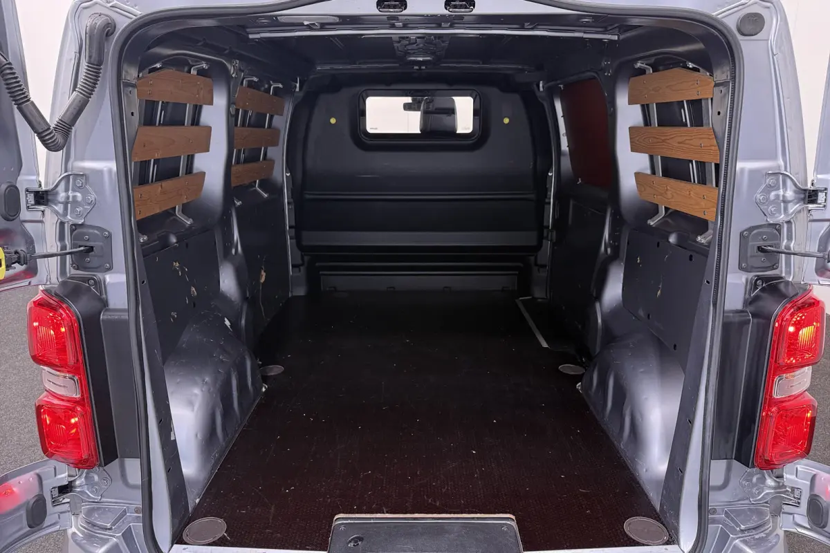 2.0 Asphalt 3-Pers Nieuwe-Motor/Trekhaak Camera Half-Leder Dodehoek