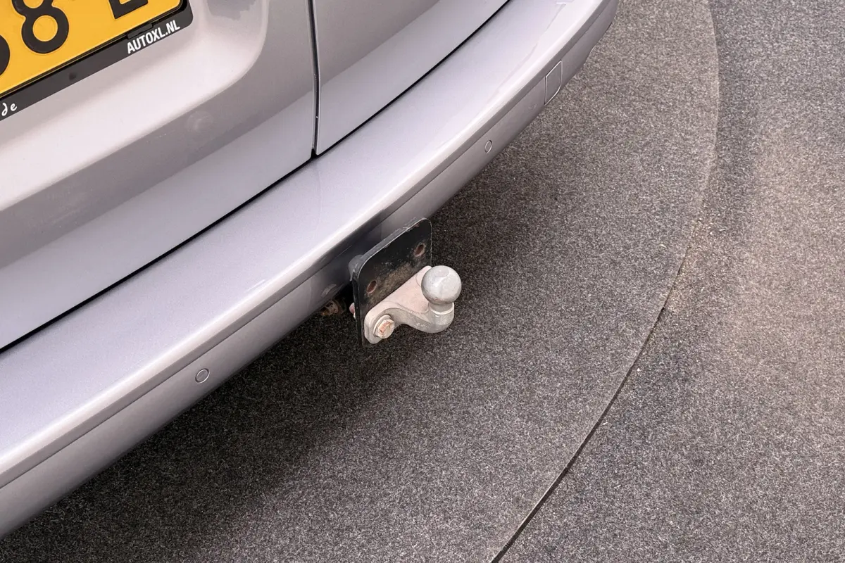 2.0 Asphalt 3-Pers Nieuwe-Motor/Trekhaak Camera Half-Leder Dodehoek