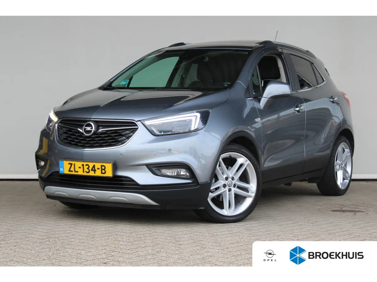 1.4 Turbo Innovation | Navigatie | Panoramadak | Lederen bekleding | Camera | Stoel- & stuurverwarming |