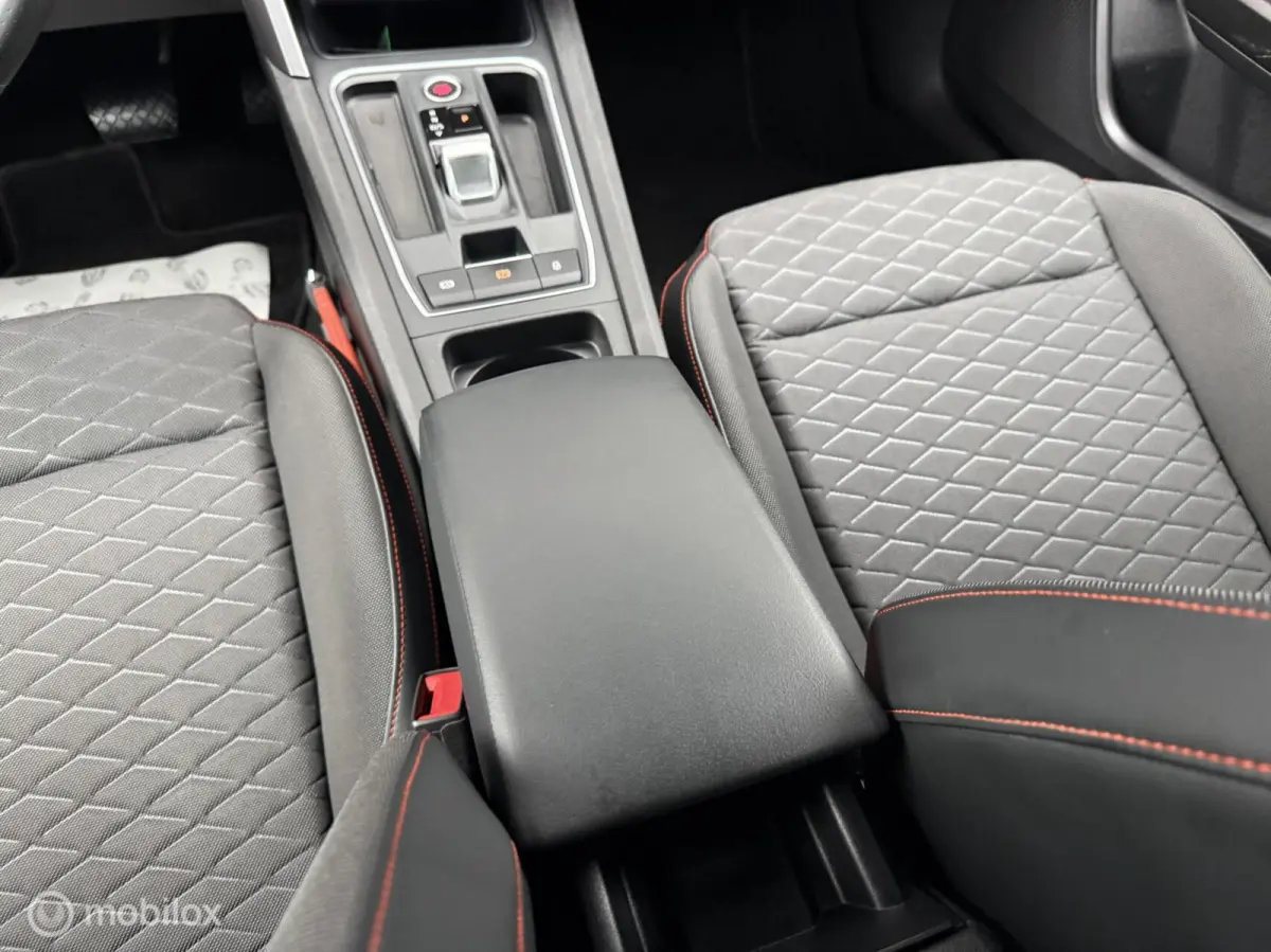 1.4 TSI eHybrid PHEV FR Business Intense