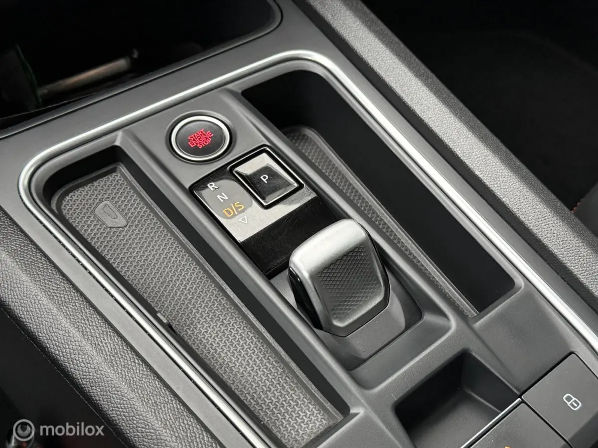1.4 TSI eHybrid PHEV FR Business Intense