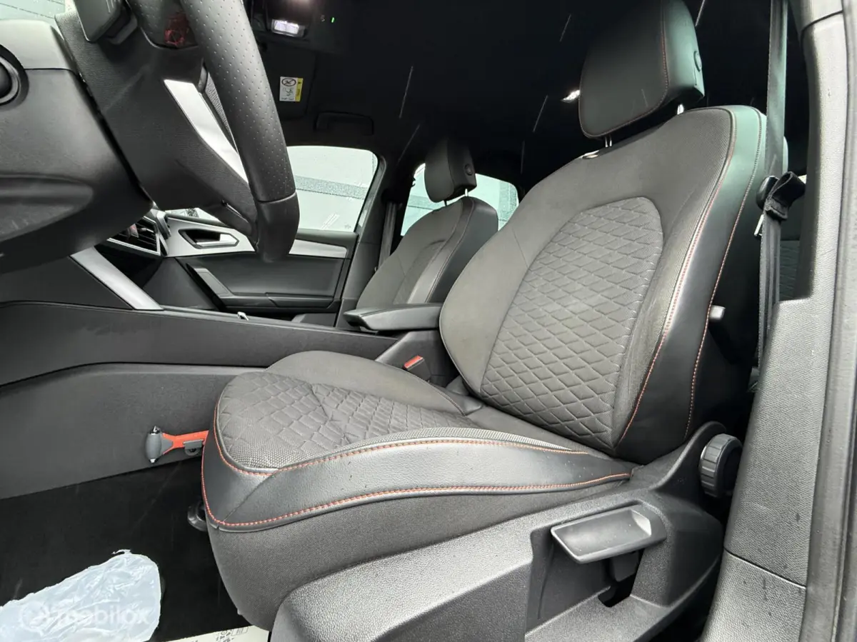 1.4 TSI eHybrid PHEV FR Business Intense