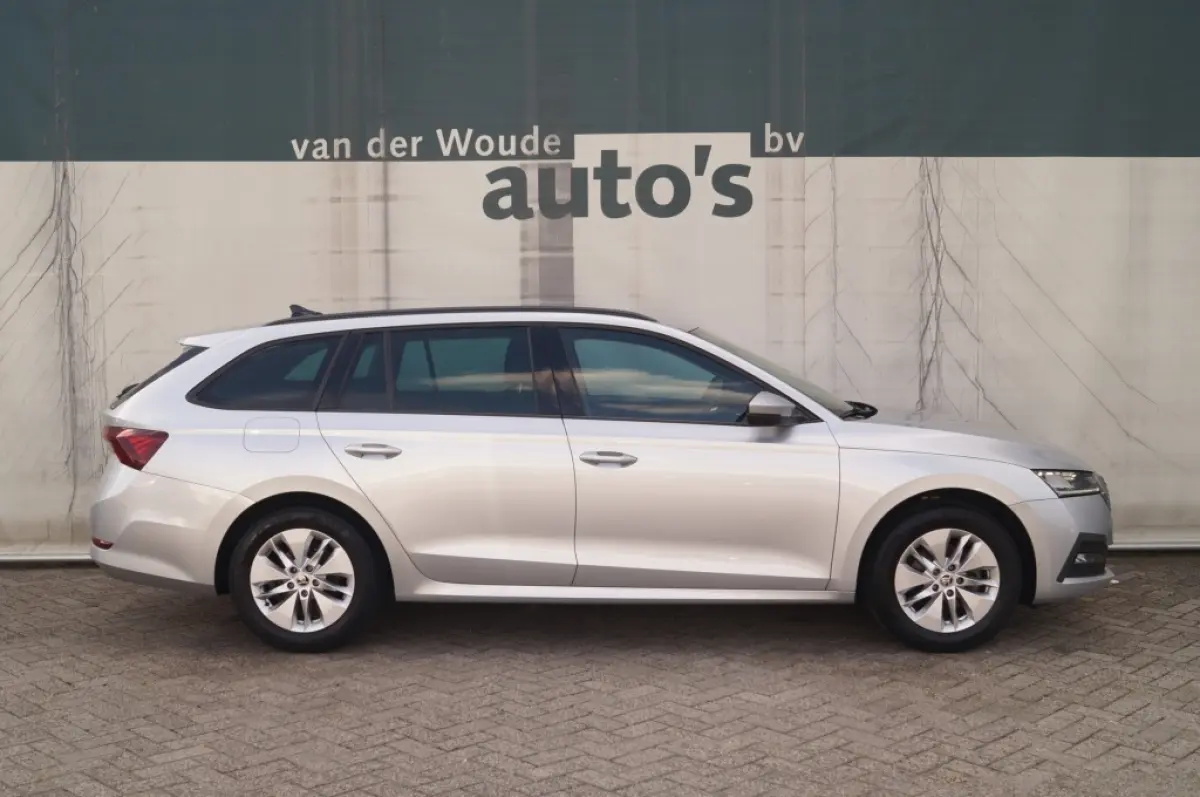 1.0 TSI 110pk Business Edition -NAVI-ECC-TREKHAAK-