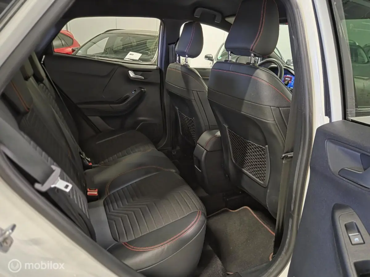 1.0 EcoBoost ST-Line vol opties!