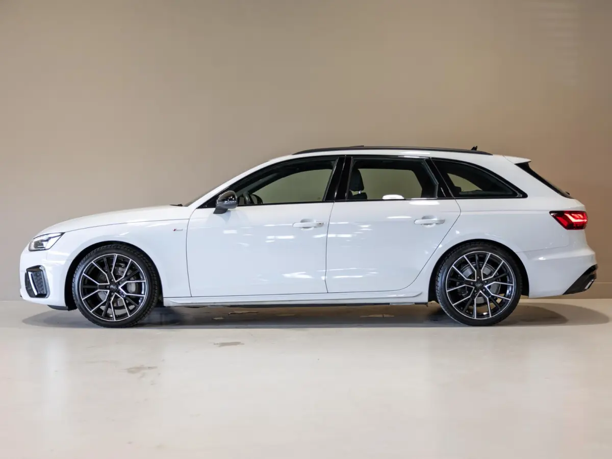 40 TFSI S-Line edition / 204pk / Panorama dak / Trekhaak / Stoelverwarming /