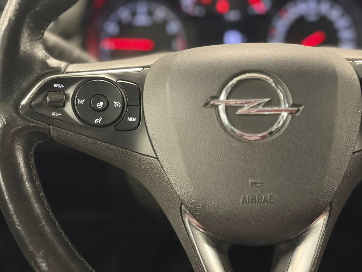 1.2 Selection*Winterpakket*ACC*Carplay*PDC*Airco*