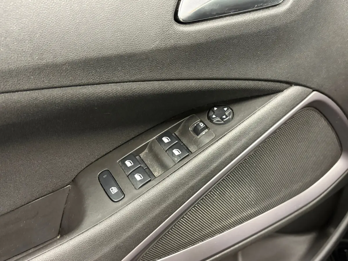1.2 Selection*Winterpakket*ACC*Carplay*PDC*Airco*