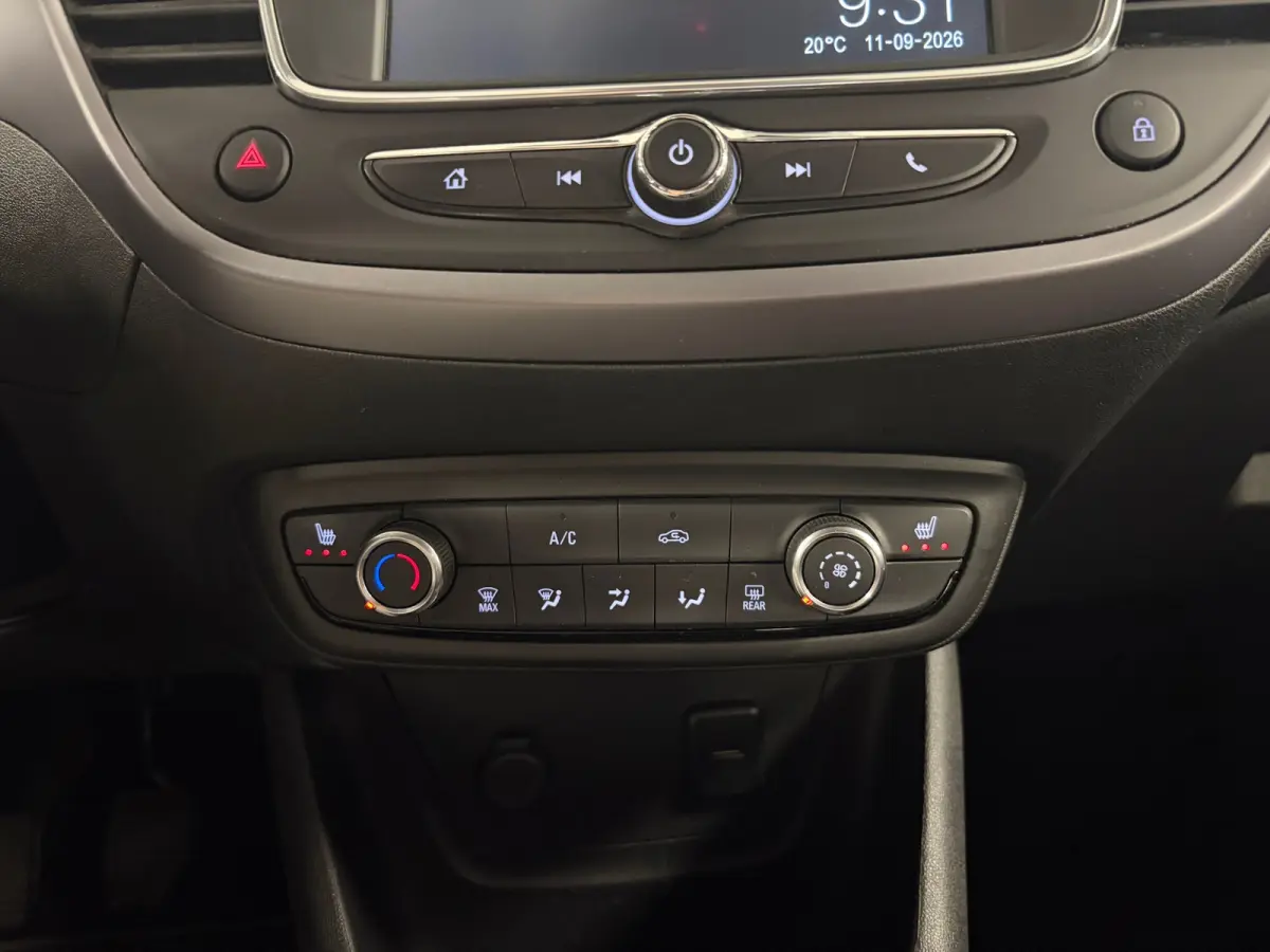 1.2 Selection*Winterpakket*ACC*Carplay*PDC*Airco*