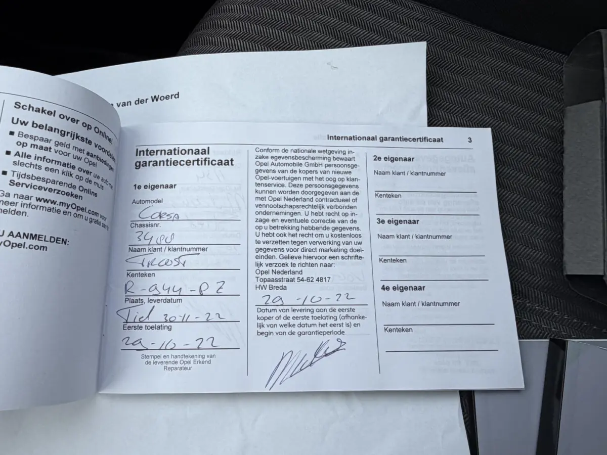 1.2 Edition Sport VAN €13.900,- VOOR €12.440,- | UW HERFSTVOORDEEL: €1.460,- | CAMERA | APPLE CARPLAY & ANDROID AUTO | CRUISE CONTROL | PDC | OPEL DEALER ONDERHOUDEN | ORIGINEEL NEDERL