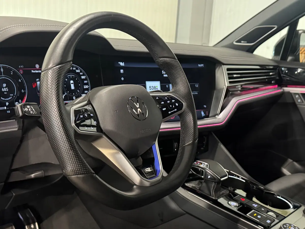 3.0 TSi eHybrid 4MOTION R | PANO | 360 CAMERA | DYNAUDIO | HUD | TREKHAAK
