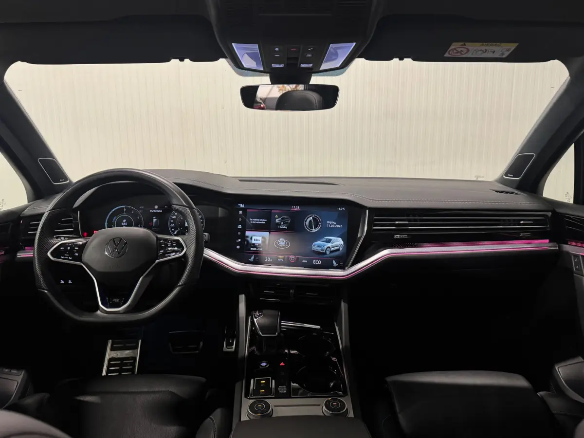 3.0 TSi eHybrid 4MOTION R | PANO | 360 CAMERA | DYNAUDIO | HUD | TREKHAAK
