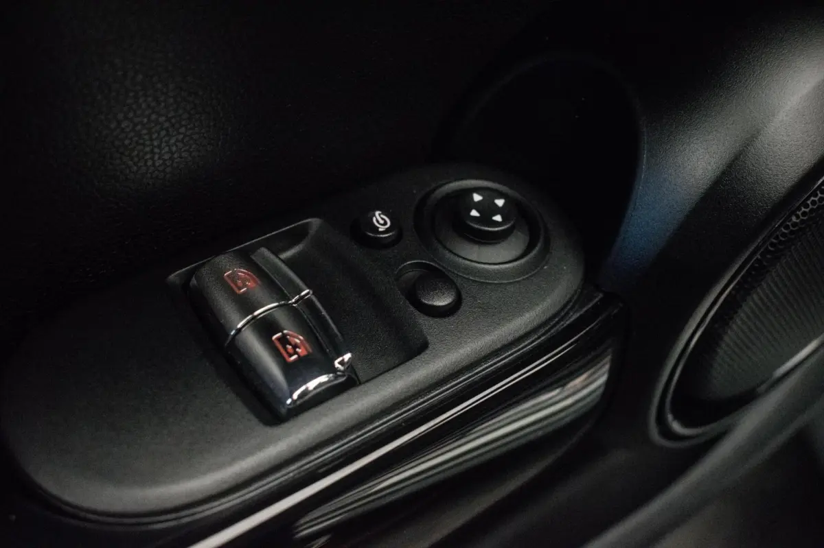 Mini 1.5 FULL OPTION NL-auto [ JCW-Pakket Panoramadak Harman Kardon HUD Digital Dash Keyless Stoelverwarming ]