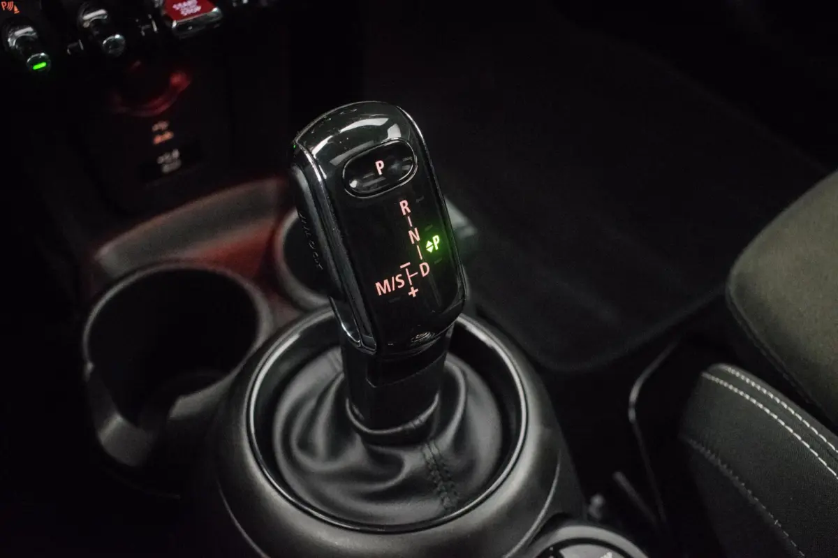 Mini 1.5 FULL OPTION NL-auto [ JCW-Pakket Panoramadak Harman Kardon HUD Digital Dash Keyless Stoelverwarming ]