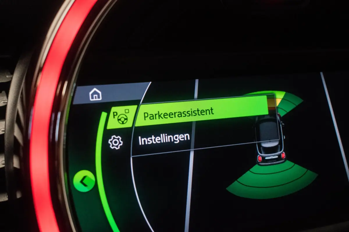 Mini 1.5 FULL OPTION NL-auto [ JCW-Pakket Panoramadak Harman Kardon HUD Digital Dash Keyless Stoelverwarming ]