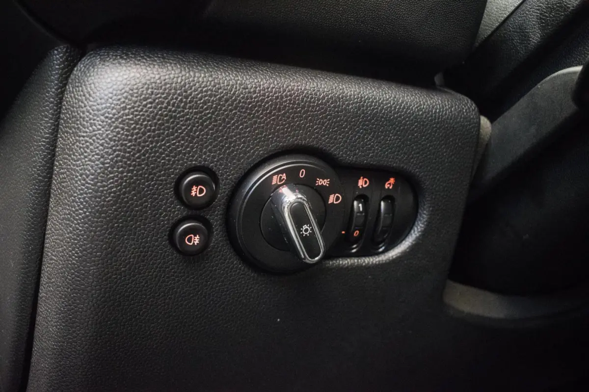 Mini 1.5 FULL OPTION NL-auto [ JCW-Pakket Panoramadak Harman Kardon HUD Digital Dash Keyless Stoelverwarming ]