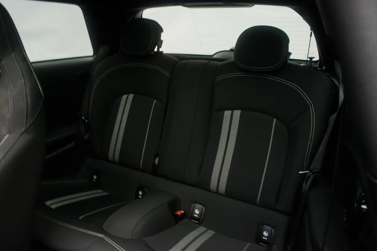 Mini 1.5 FULL OPTION NL-auto [ JCW-Pakket Panoramadak Harman Kardon HUD Digital Dash Keyless Stoelverwarming ]
