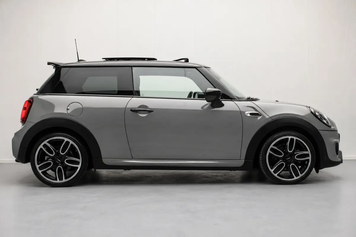 Mini 1.5 FULL OPTION NL-auto [ JCW-Pakket Panoramadak Harman Kardon HUD Digital Dash Keyless Stoelverwarming ]