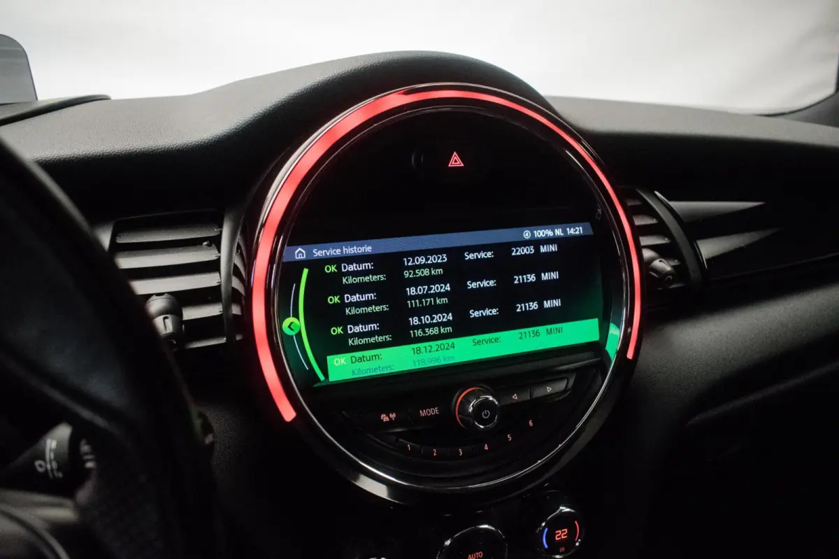 Mini 1.5 FULL OPTION NL-auto [ JCW-Pakket Panoramadak Harman Kardon HUD Digital Dash Keyless Stoelverwarming ]