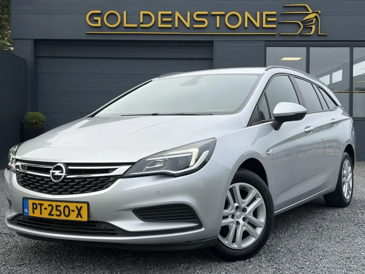 1.0 Online Edition ✓2e Eigenaar✓Carplay✓Navi✓Trekhaak✓Net beurt gehad✓Clima✓Cruise✓Pdc V+A✓105pk✓N.A.P✓Lm velgen✓Apk tot 10-2027