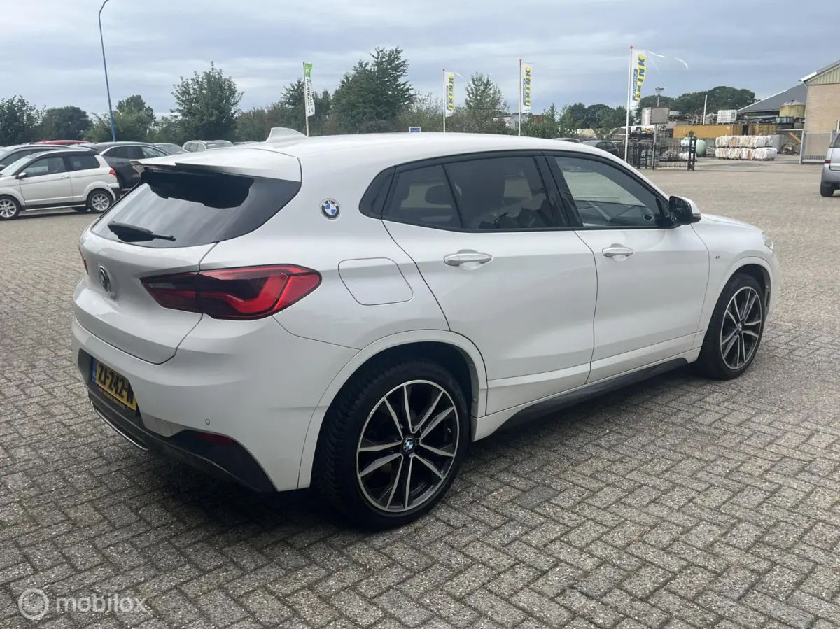 sDrive18i High Executive Edition