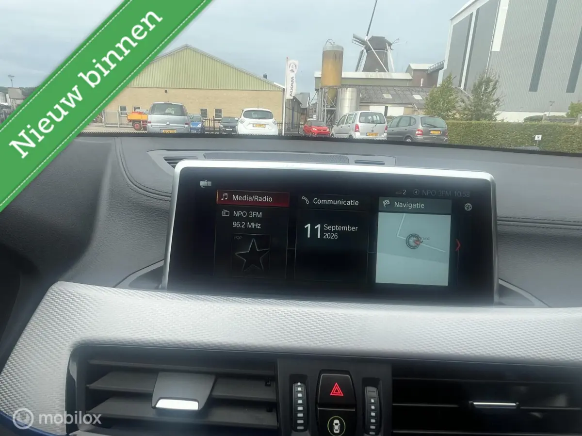 sDrive18i High Executive Edition