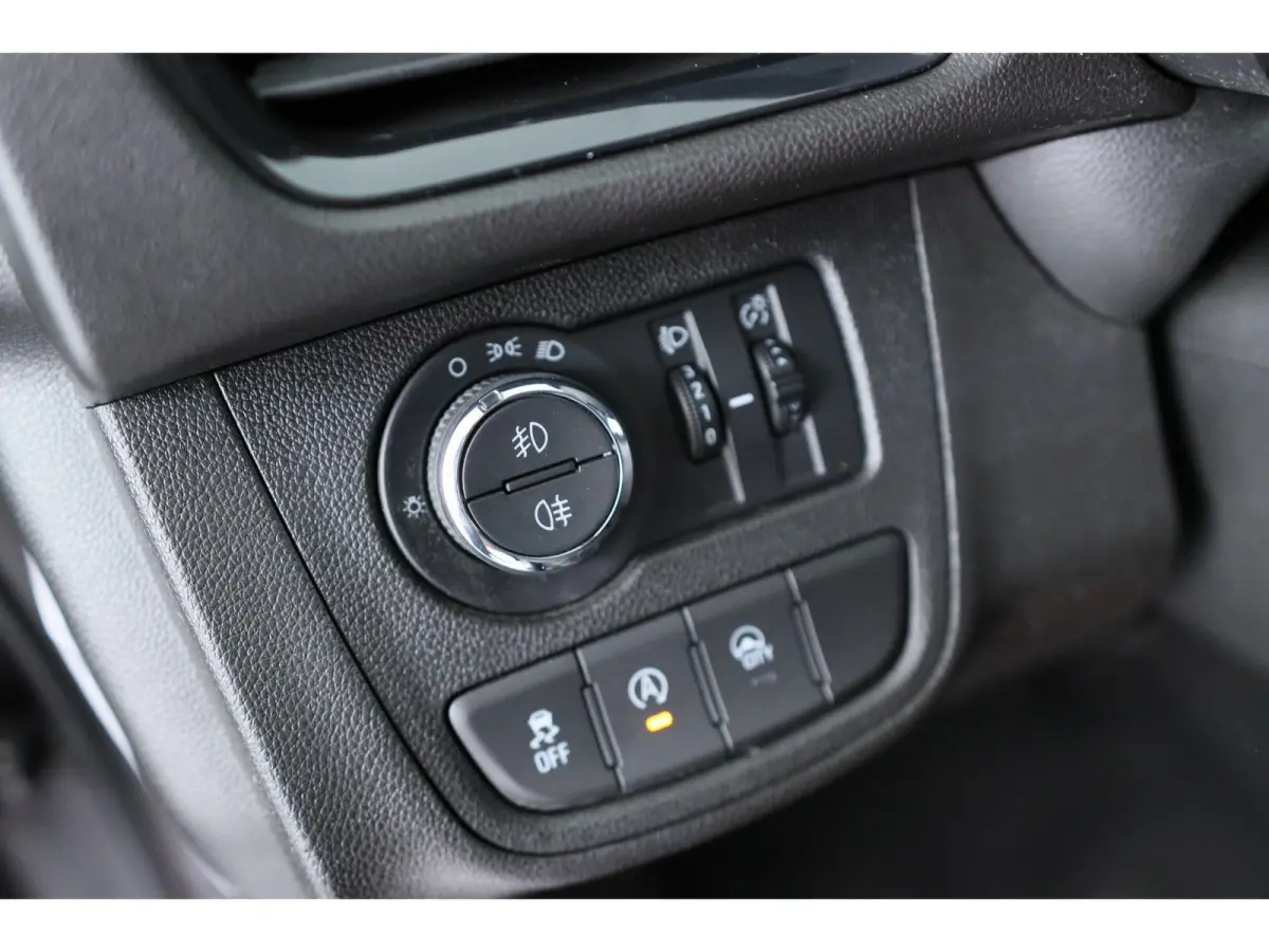 1.0 Online Edition | Carplay | Parksens. | Cruisecontrol