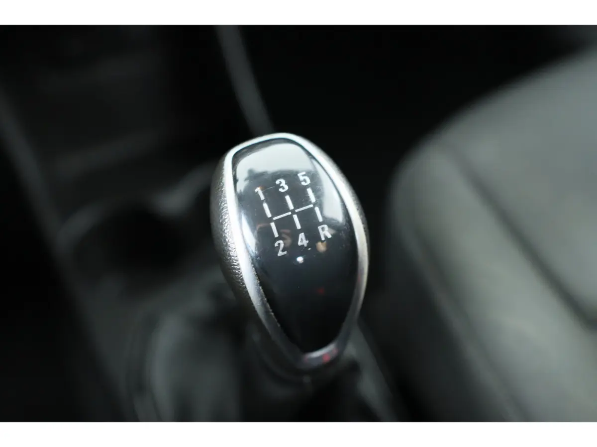 1.0 Online Edition | Carplay | Parksens. | Cruisecontrol