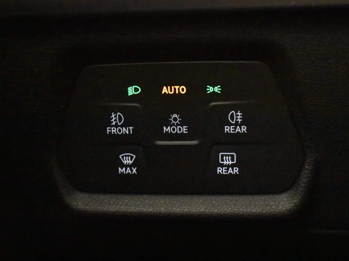 1.4 TSI eHybrid PHEV FR Business Intense | Trekhaak uitklapbaar | Achteruitrijcamera | Stoel/stuurverw | Climate cont | Cruise cont | Apple car/Android auto |  Parkeersensoren | Navi | DAB |
