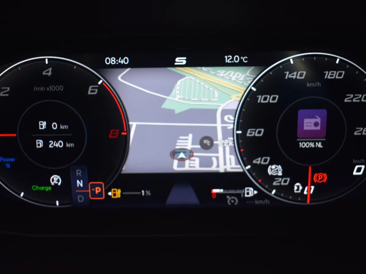 1.4 TSI eHybrid PHEV FR Business Intense | Trekhaak uitklapbaar | Achteruitrijcamera | Stoel/stuurverw | Climate cont | Cruise cont | Apple car/Android auto |  Parkeersensoren | Navi | DAB |