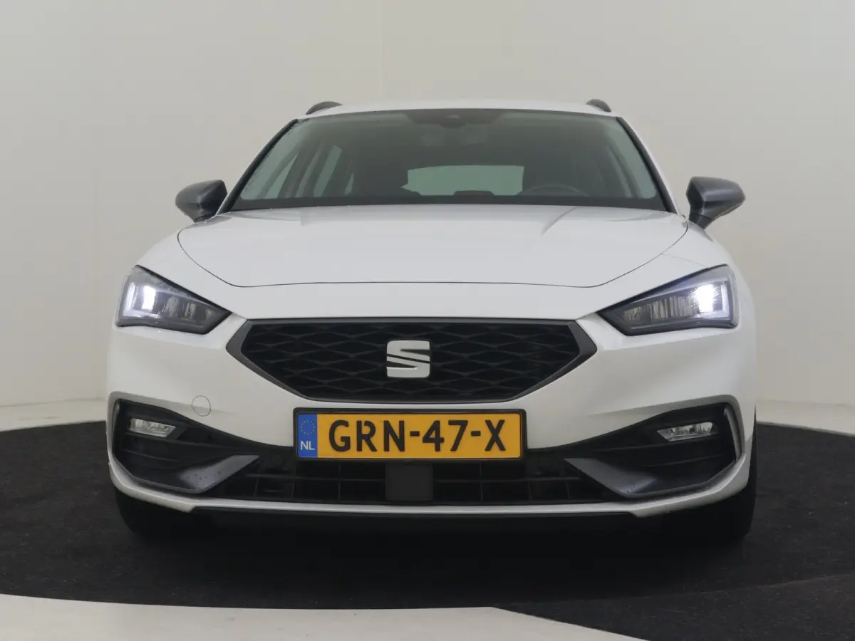 1.4 TSI eHybrid PHEV FR Business Intense | Trekhaak uitklapbaar | Achteruitrijcamera | Stoel/stuurverw | Climate cont | Cruise cont | Apple car/Android auto |  Parkeersensoren | Navi | DAB |