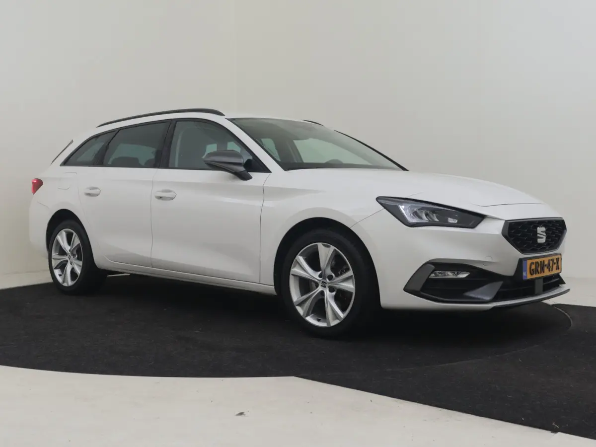 1.4 TSI eHybrid PHEV FR Business Intense | Trekhaak uitklapbaar | Achteruitrijcamera | Stoel/stuurverw | Climate cont | Cruise cont | Apple car/Android auto |  Parkeersensoren | Navi | DAB |