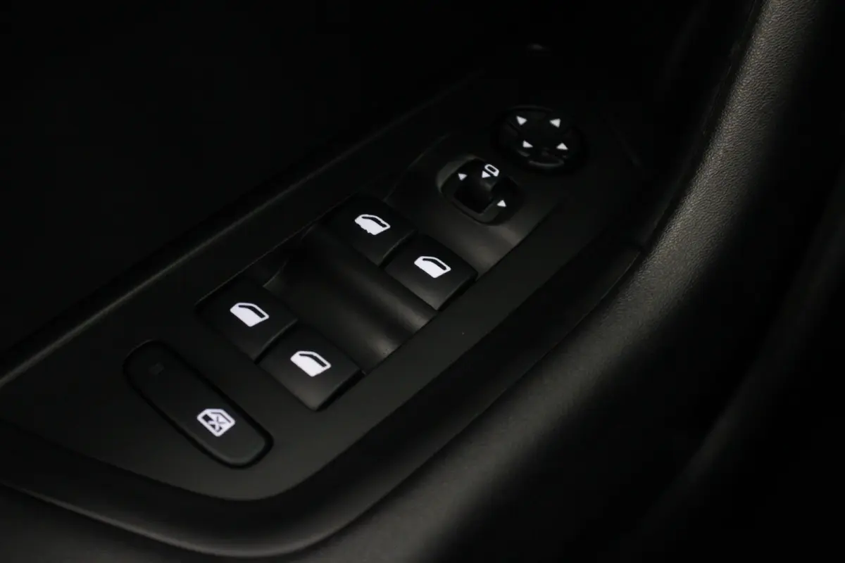 1.2 PureTech Blue Lease Allure |Camera|Navi|ACC|