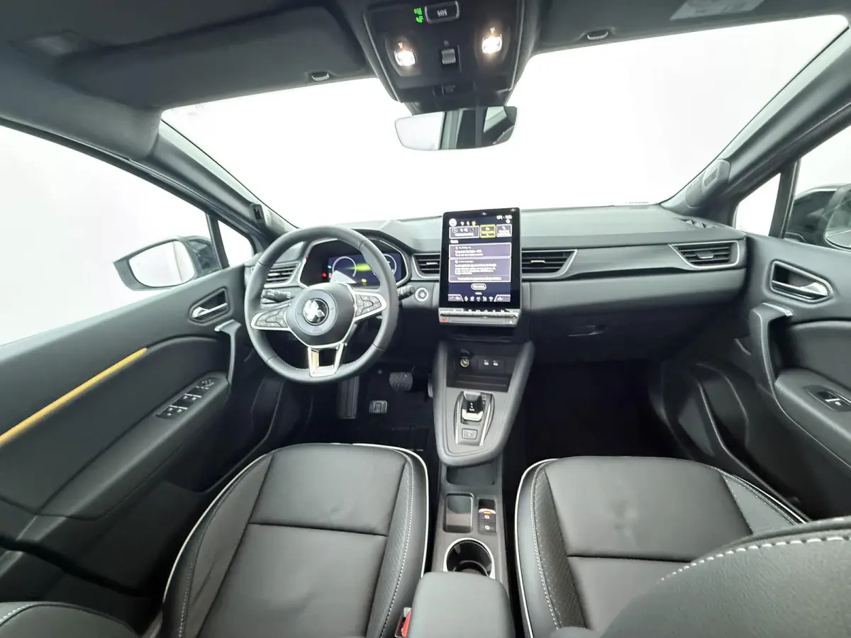 1.8 HEV Instyle | €3.000,- voorraadvoordeel! | Adaptive Cruise Control | Bekleding Leder | Climate Control | Elektrische Kofferklep | Elektrische Stoelen | Google Navigatie | Panoramadak |